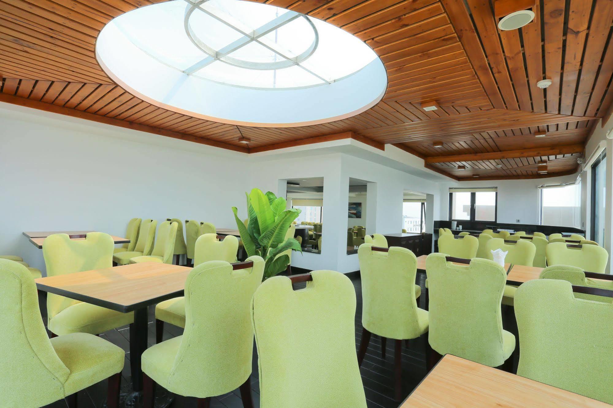 Ocean Haven Hotel Da Nang Esterno foto